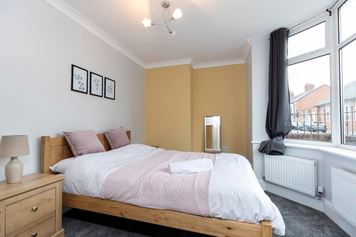 Modern 2 Bedroom Perfect For Family Friends And Workers South Shields Zewnętrze zdjęcie